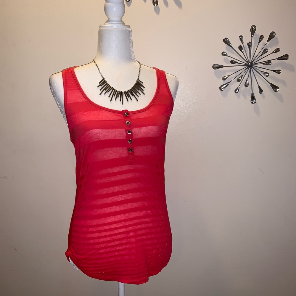 Guess tank size small excellent condition